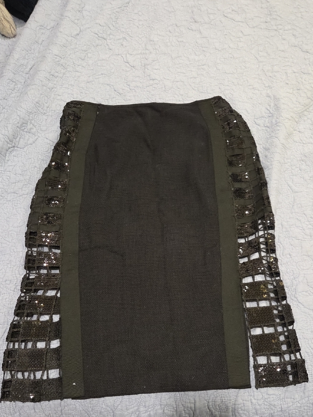 Elie Tahari Black Midi Skirt with Sequin Side Cutouts Size 12! - Picture 8 of 12